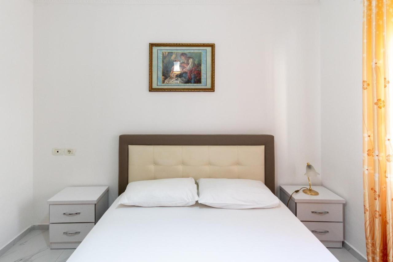 Comfortable Apartment Next To The Beach Durrës Esterno foto
