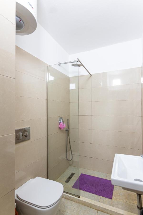 Comfortable Apartment Next To The Beach Durrës Esterno foto