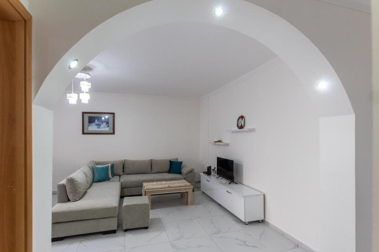 Comfortable Apartment Next To The Beach Durrës Esterno foto