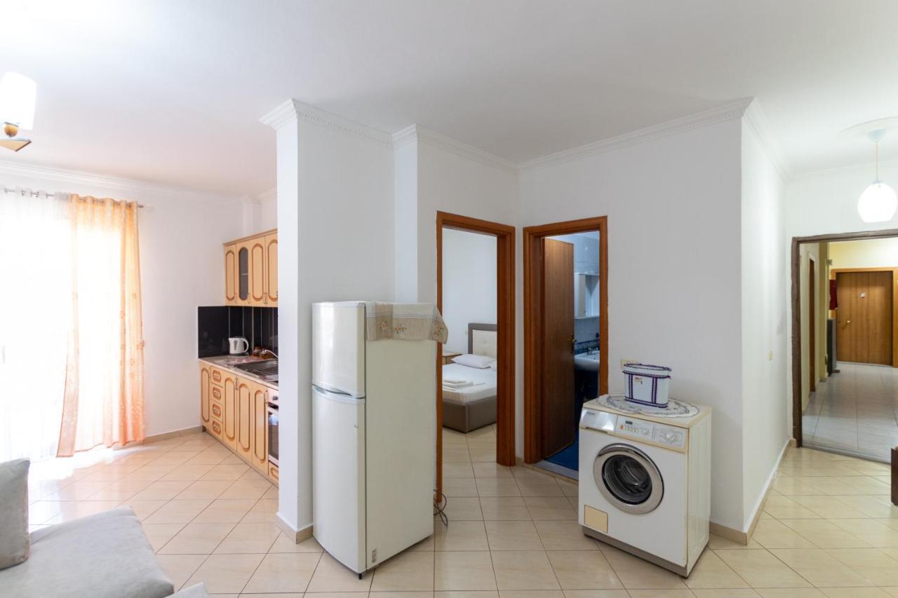 Comfortable Apartment Next To The Beach Durrës Esterno foto