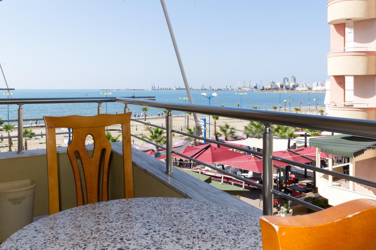 Comfortable Apartment Next To The Beach Durrës Esterno foto